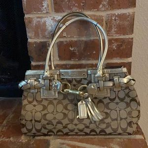 Coach Handbag -pre-owned, good condition